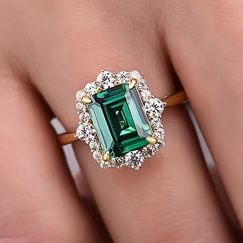 Women's Vintage Court-Style Anniversary Wedding Ring, Elegant